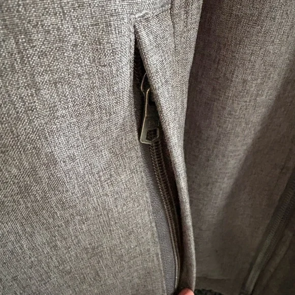 Tommy Hilfiger Mens Hooded Jacket. Size M. - Picture 12 of 13